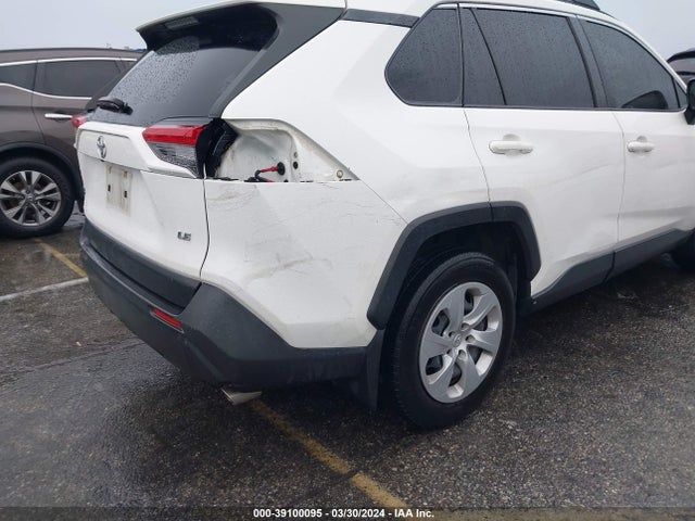 Toyota RAV4 LE 2019 JTMK1RFV7KD005849 Image 6
