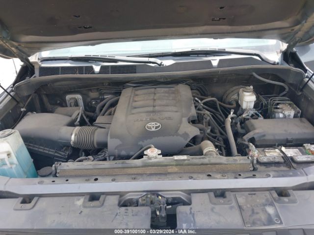 5TFRM5F14JX129831 Toyota Tundra Sr5 4.6l V8