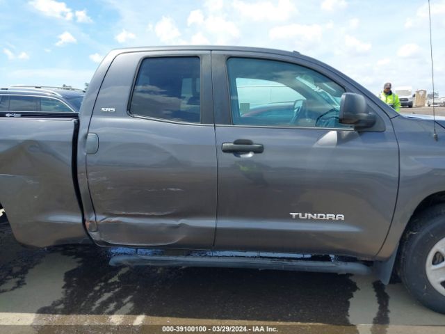 5TFRM5F14JX129831 Toyota Tundra Sr5 4.6l V8
