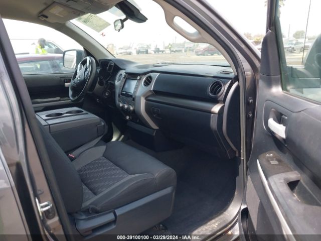 5TFRM5F14JX129831 Toyota Tundra Sr5 4.6l V8