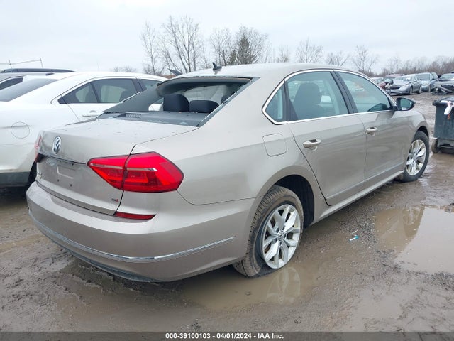1VWAT7A35GC013068 Volkswagen Passat 1.8t S