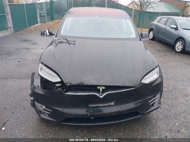 Tesla Model X 60d/70d/75d/90d 2016 5YJXCAE26GF004653 Image 13