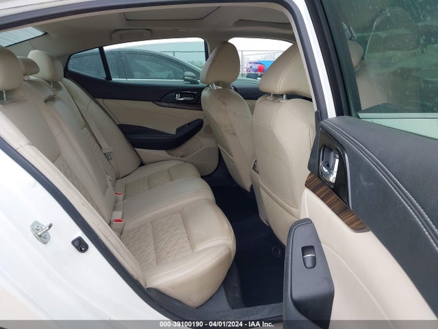 Nissan Maxima 3.5 Platinum 2016 1N4AA6AP3GC437473 Image 8