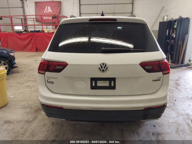 3VV2B7AX1JM053636 Volkswagen Tiguan 2.0t Se/2.0t Sel
