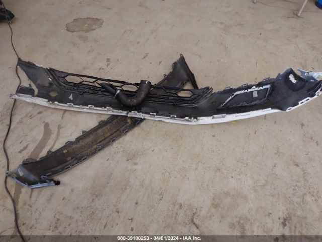 3VV2B7AX1JM053636 Volkswagen Tiguan 2.0t Se/2.0t Sel
