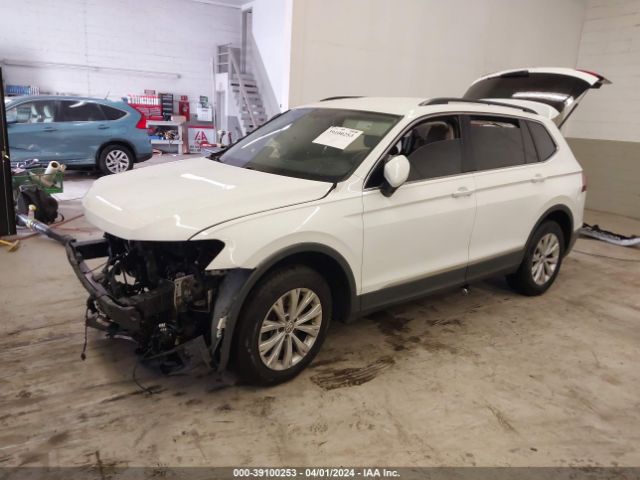 3VV2B7AX1JM053636 Volkswagen Tiguan 2.0t Se/2.0t Sel