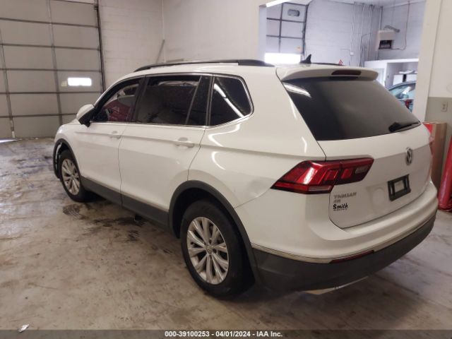 3VV2B7AX1JM053636 Volkswagen Tiguan 2.0t Se/2.0t Sel