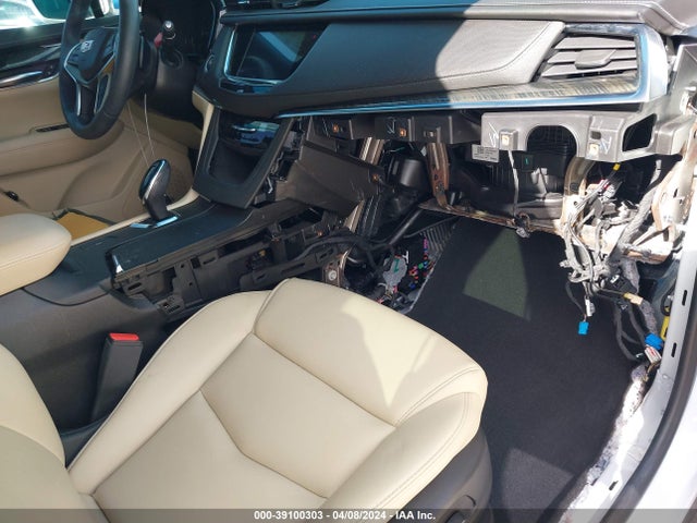 1GYKNARS2JZ102251 Cadillac Xt5 Standard