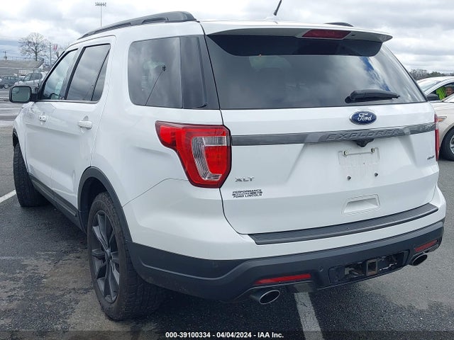 Ford EXPLORER XLT 2018 1FM5K8D84JGC56788 Image 3