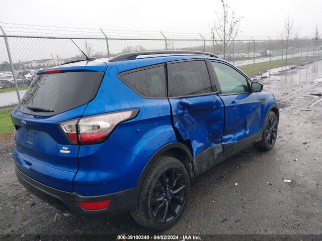 Ford ESCAPE SE 2017 1FMCU0GD2HUC44386 Image 4