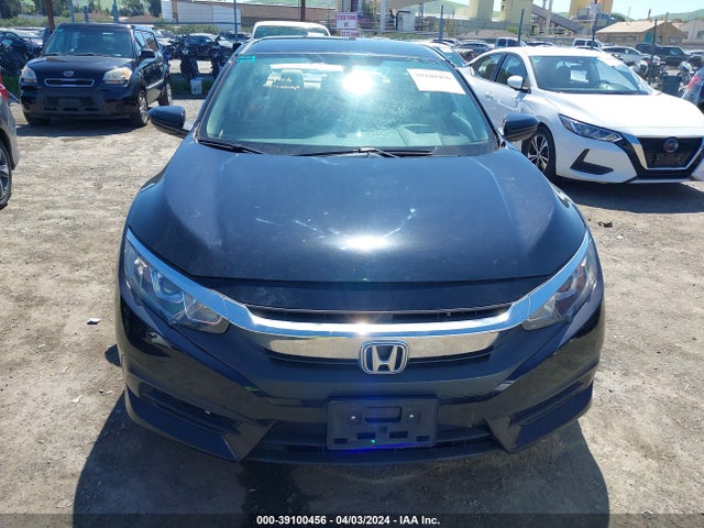 Honda Civic Lx 2018 2HGFC2F58JH536600 Image 12
