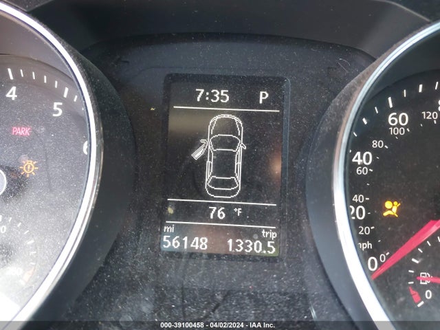 3VWDB7AJ2JM217234 Volkswagen Jetta 1.4t Se/1.4t Wolfsburg Edition
