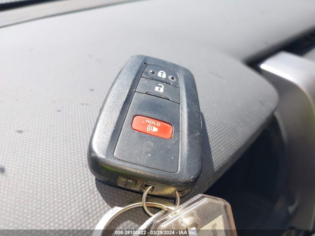 Toyota 4RUNNER SR5 2022 JTEMU5JR4N6061626 Image 11