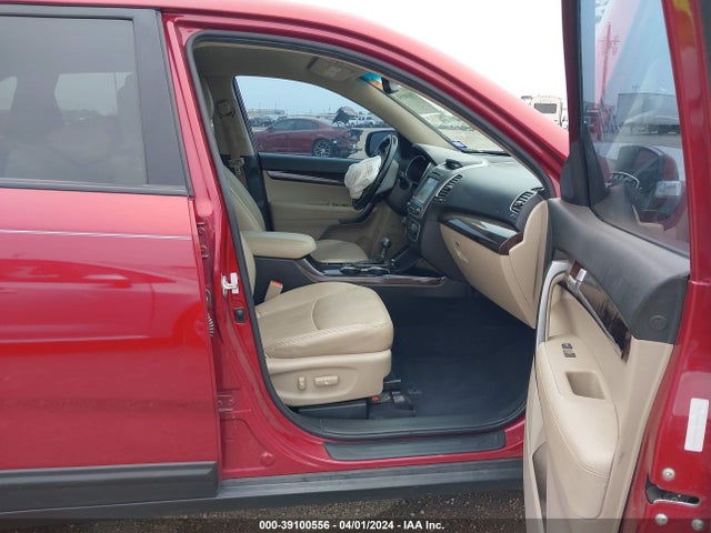 KIA SORENTO LX 2014 5XYKT4A60EG442742 Image 5