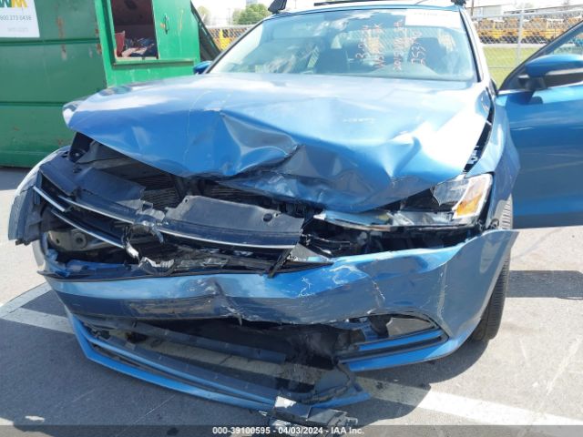 3VWD17AJ0FM253790 Volkswagen Jetta 1.8t Se