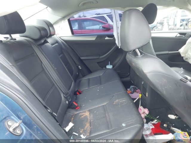 3VWD17AJ0FM253790 Volkswagen Jetta 1.8t Se
