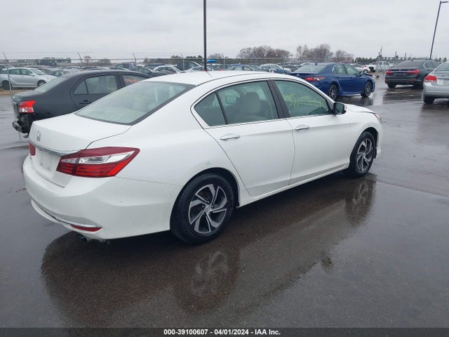 Honda ACCORD LX 2017 1HGCR2F35HA112879 Image 4