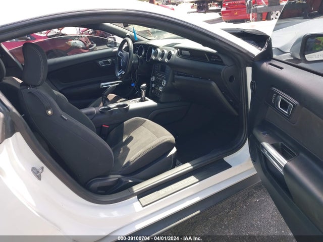 Ford Mustang Ecoboost 2018 1FA6P8TH3J5174046 Image 5