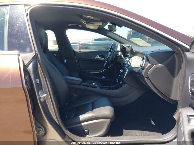 Mercedes-Benz CLA 250 2014 WDDSJ4EB8EN137727 Image 5