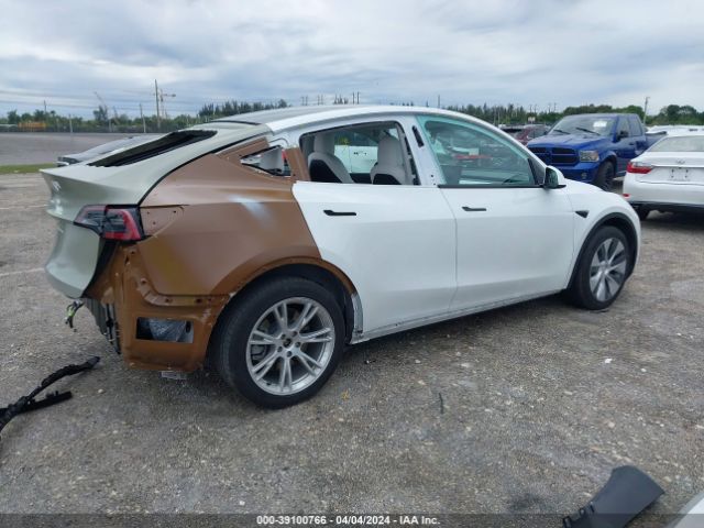7SAYGDEE5NF355400 Tesla Model Y Long Range Dual Motor All-wheel Drive