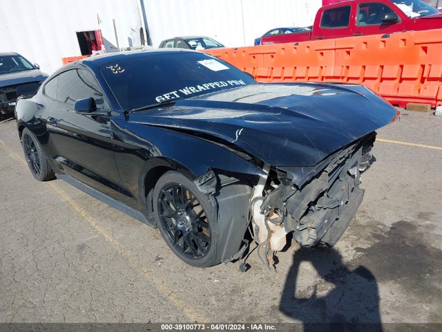 2015 1FA6P8TH6F5426458 main image