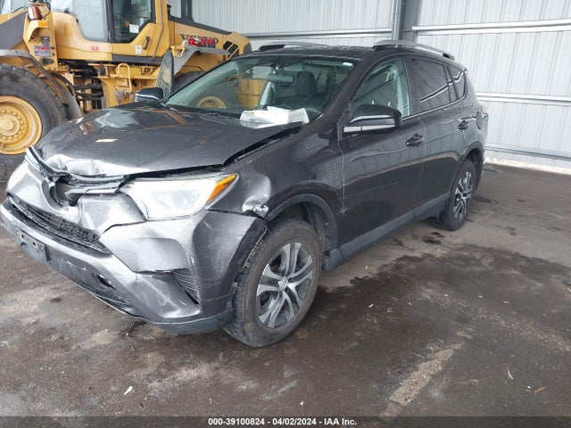 Toyota RAV4 LE 2016 2T3BFREV0GW481194 Image 2