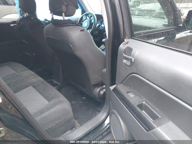 1C4NJRBB4HD138859 Jeep Patriot Sport 4x4