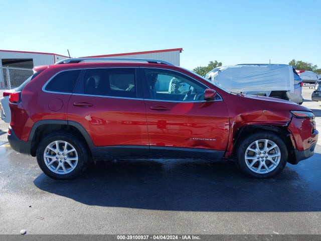 1C4PJLCB5HD222337 Jeep Cherokee Latitude Fwd