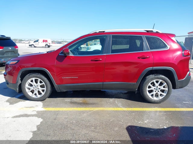 1C4PJLCB5HD222337 Jeep Cherokee Latitude Fwd