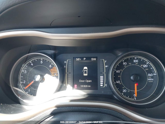 1C4PJLCB5HD222337 Jeep Cherokee Latitude Fwd