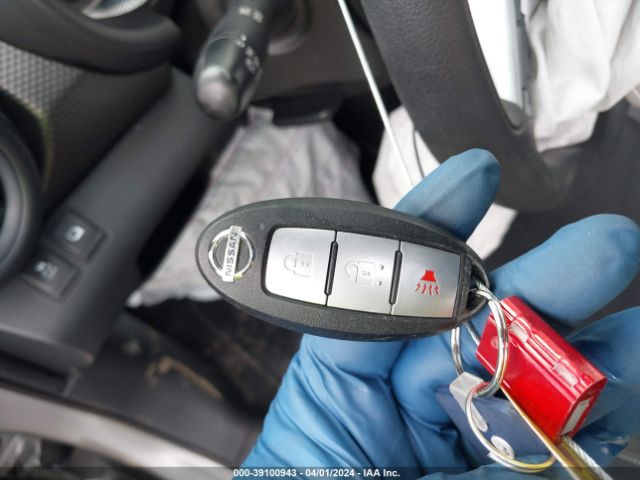 3N1CP5CU0KL565412 Nissan KICKS S