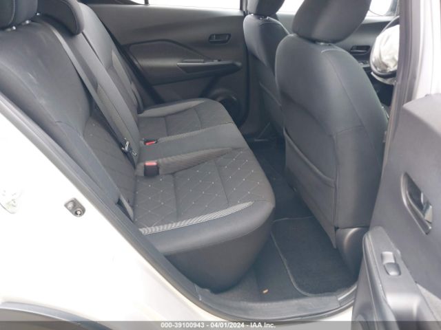 3N1CP5CU0KL565412 Nissan KICKS S