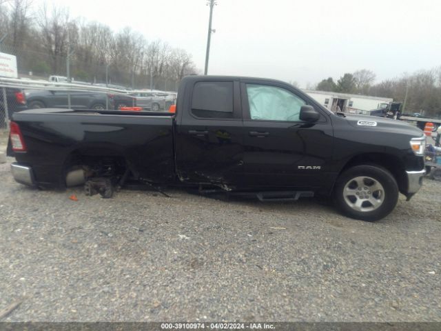1C6SRFCT3KN597469 RAM 1500 Tradesman Quad Cab 4x4 6'4 Box