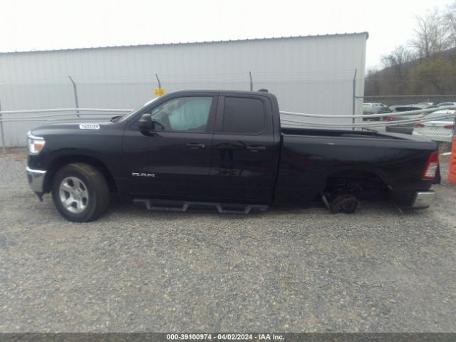 1C6SRFCT3KN597469 RAM 1500 Tradesman Quad Cab 4x4 6'4 Box