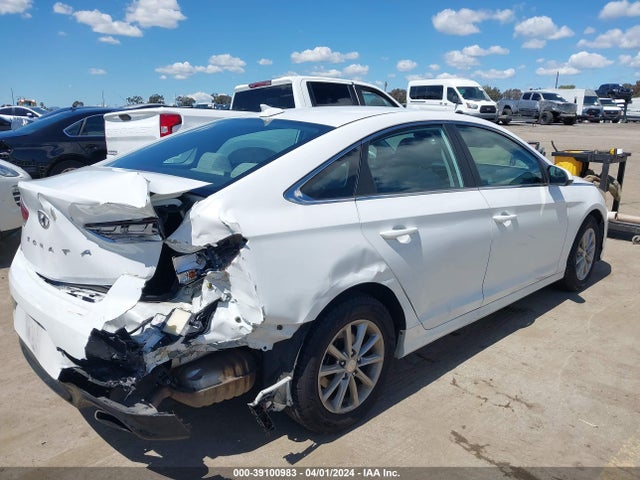 Hyundai SONATA SE 2018 5NPE24AF9JH622546 Image 4