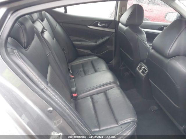 1N4AA6AP2GC383924 Nissan Maxima 3.5 Sl