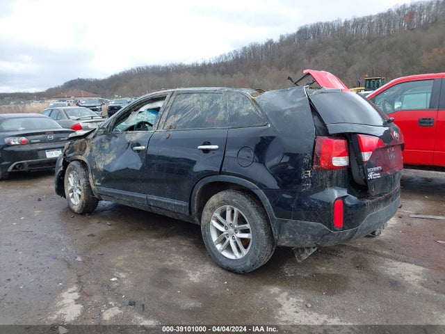 KIA SORENTO LX 2014 5XYKTCA62EG497171 Image 3