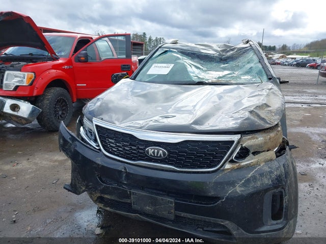 KIA SORENTO LX 2014 5XYKTCA62EG497171 Image 6