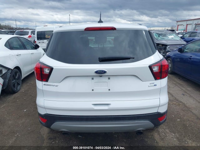 Ford ESCAPE SE 2019 1FMCU9GD9KUB31109 Image 16