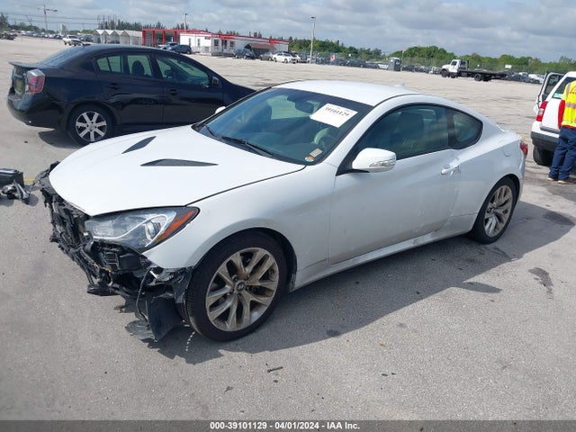 Hyundai Genesis 3.8 Base 2015 KMHHT6KJ0FU128903 Image 2