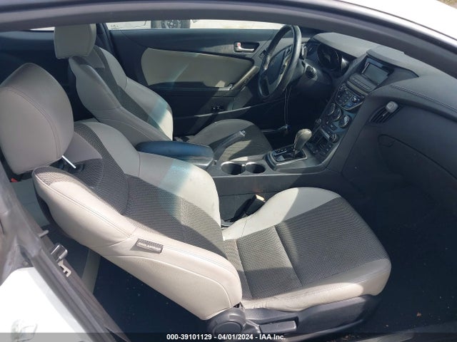 Hyundai Genesis 3.8 Base 2015 KMHHT6KJ0FU128903 Image 5