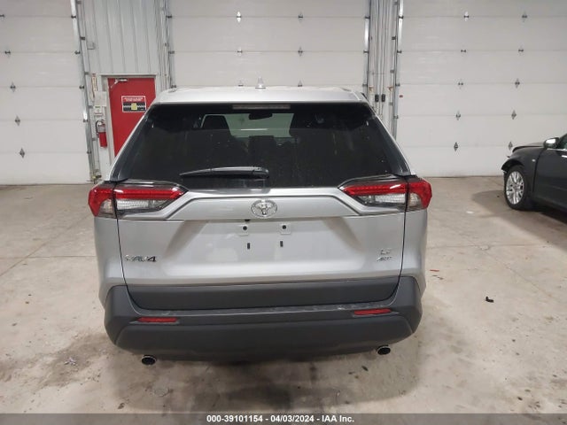 Toyota RAV4 LE 2023 2T3F1RFV3PW380701 Image 16