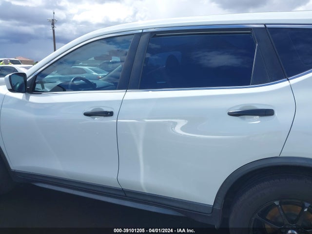 Nissan ROGUE S 2018 KNMAT2MT1JP538761 Image 14