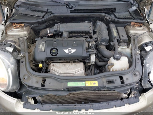 2011 MINI COOPER WMWSU3C53BT181650 Photo 9