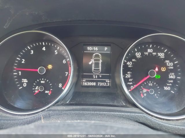 1VWBT7A33GC044596 Volkswagen Passat 1.8t Se