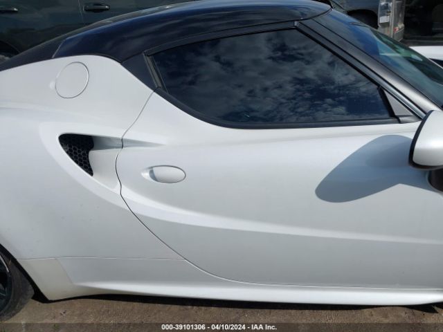 ZARBAAA43JM269476 Alfa Romeo 4C COUPE