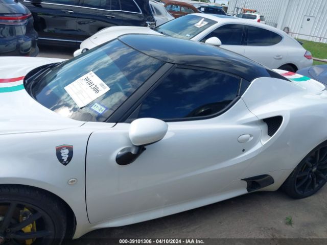 ZARBAAA43JM269476 Alfa Romeo 4C COUPE