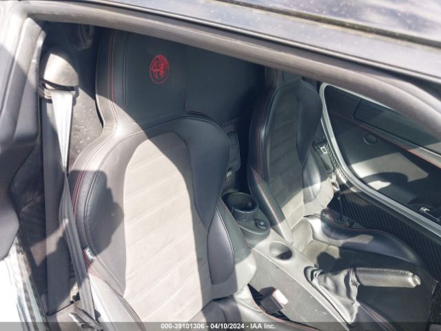 ZARBAAA43JM269476 Alfa Romeo 4C COUPE