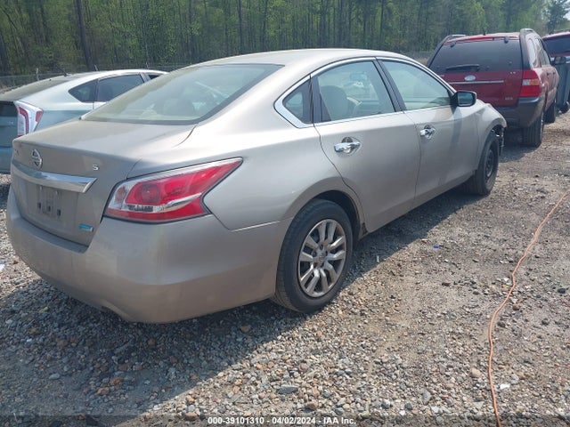 Nissan Altima 2.5 S 2014 1N4AL3AP0EC130588 Image 4