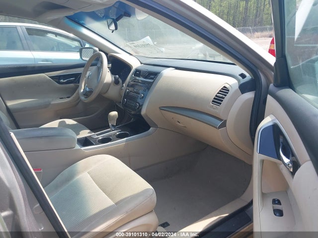 Nissan Altima 2.5 S 2014 1N4AL3AP0EC130588 Image 5